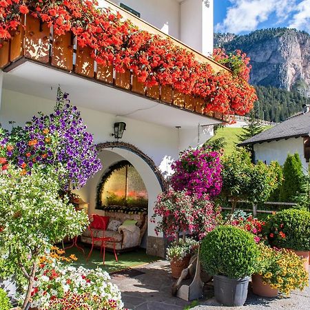 Bed and Breakfast Garni Bondi Selva di Val Gardena Exteriér fotografie