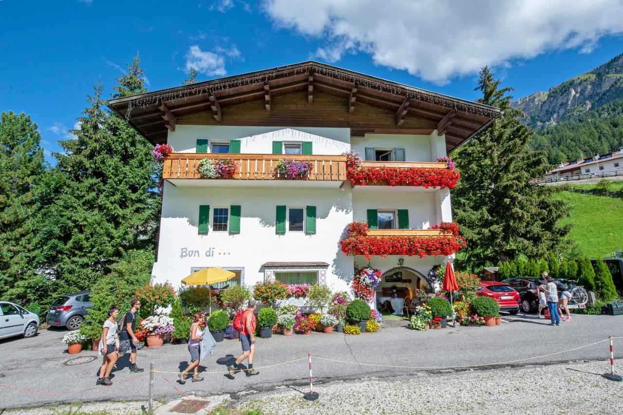 Bed and Breakfast Garni Bondi Selva di Val Gardena Exteriér fotografie