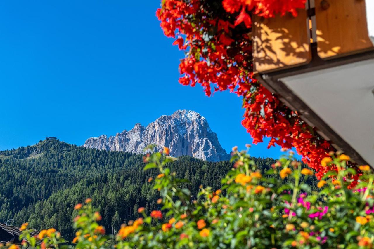 Bed and Breakfast Garni Bondi Selva di Val Gardena Exteriér fotografie